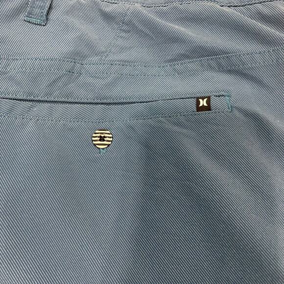 Hurley Mens Size 38 Blue Flat Front Lightweight Shorts Performance Hybrid Walk - Picture 5 of 7